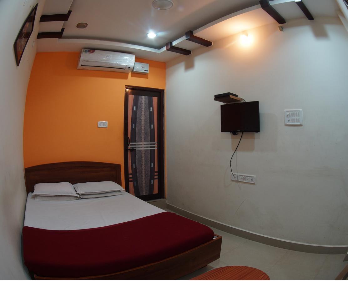 Hotel Mahesh Residency Hyderabad Exterior photo